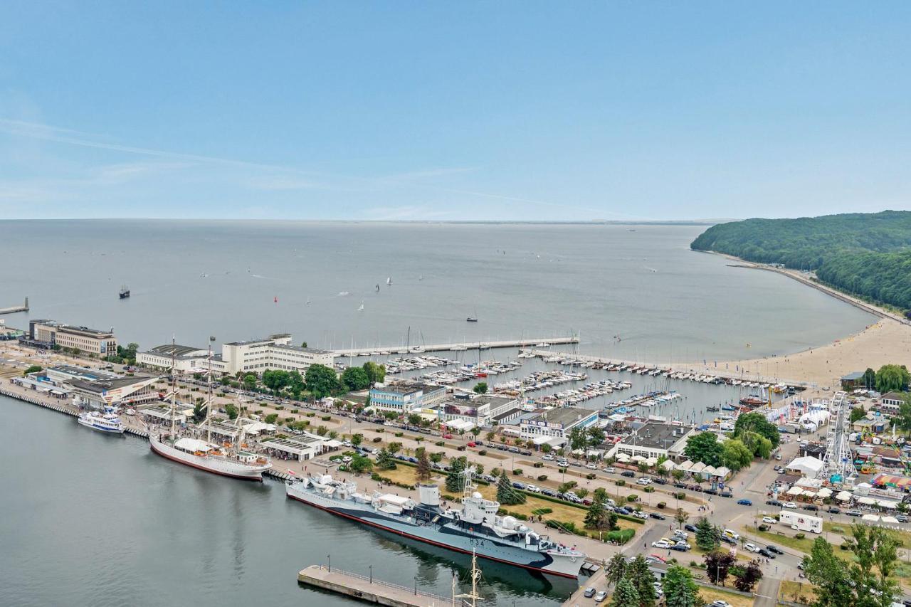 Sea Towers Apartment Gdynia Exterior photo