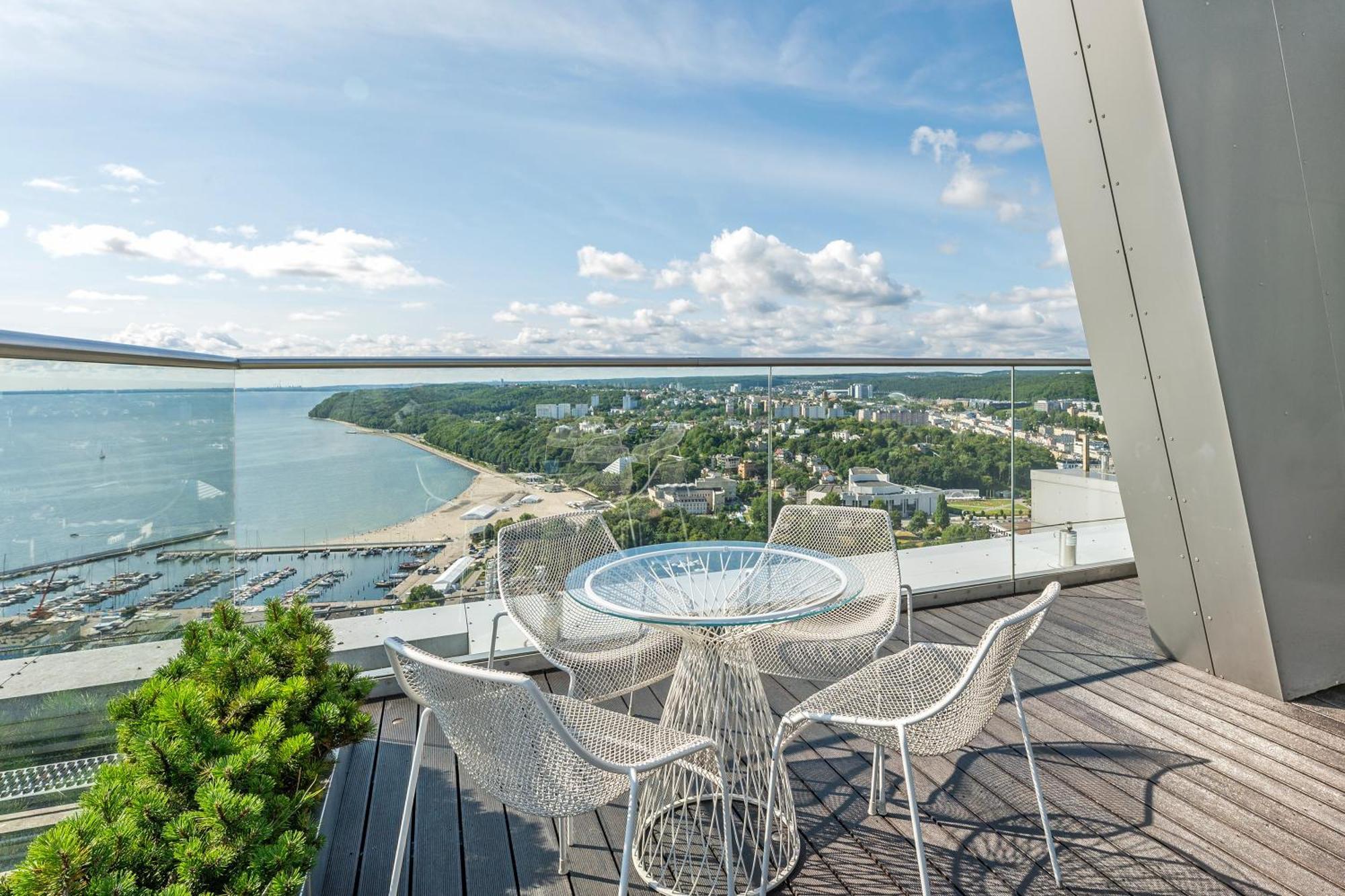 Sea Towers Apartment Gdynia Exterior photo