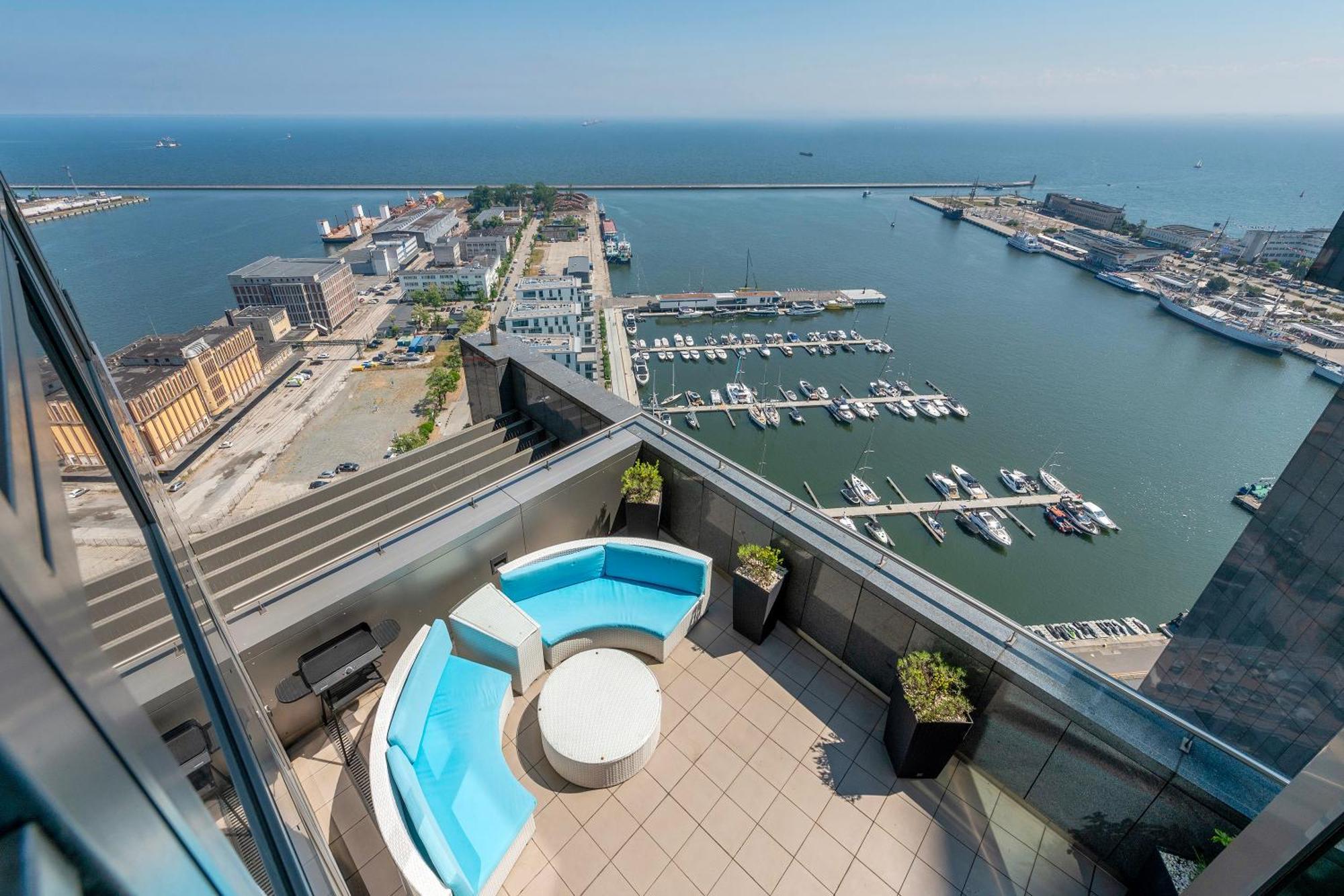 Sea Towers Apartment Gdynia Exterior photo